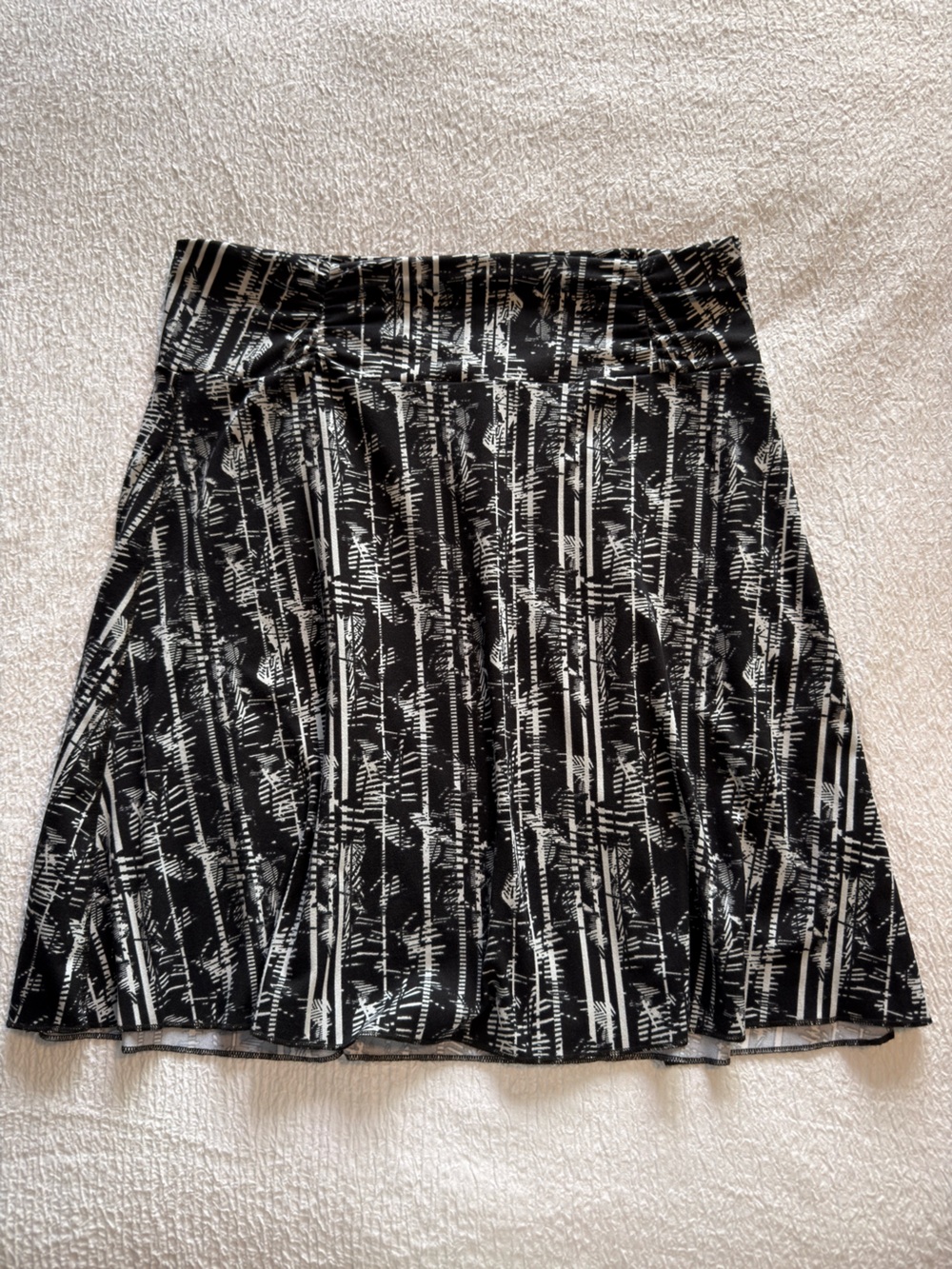 Soybu Black and White Printed A-Line Skirt
